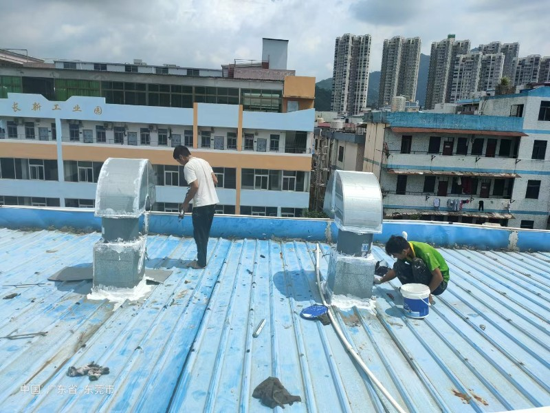 九湖镇钢结构屋面涂料维修方法